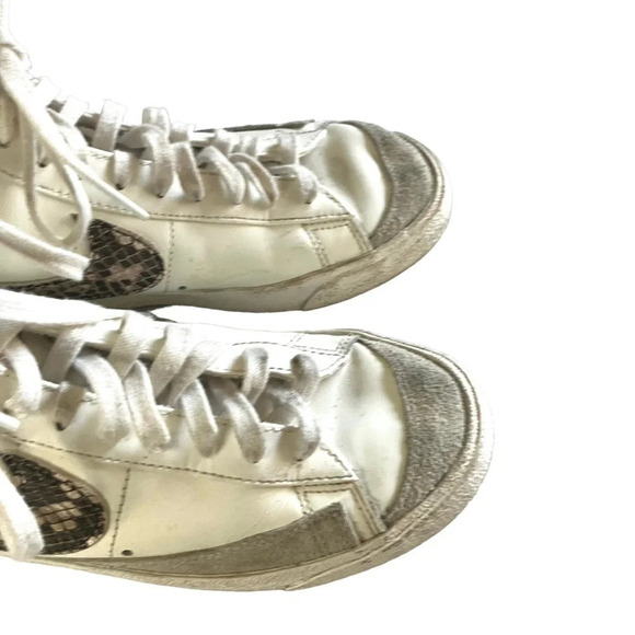 Nike Blazer Mid ‘77 SE in Snakeskin 9 - Picture 6 of 8